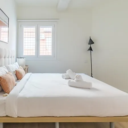 Apartment Caterina Plaza Castilla