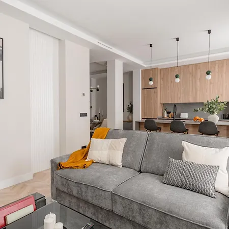 Plaza Espana Viii Calle San Bernardo 3br 3bh Madrid