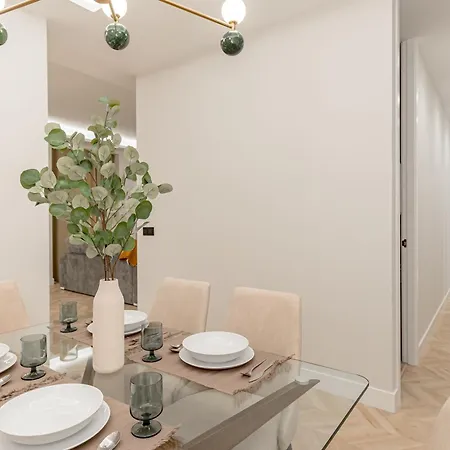 Apartment Plaza Espana Viii Calle San Bernardo 3br 3bh Madrid