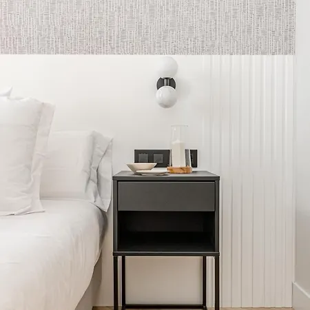 Apartment Plaza Espana Viii Calle San Bernardo 3br 3bh Madrid