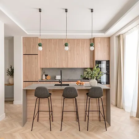 Apartment Plaza Espana Viii Calle San Bernardo 3br 3bh *