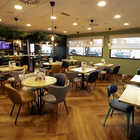 Hotel Travelodge Metropolitano