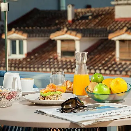 Coolrooms Palacio De Atocha 4*