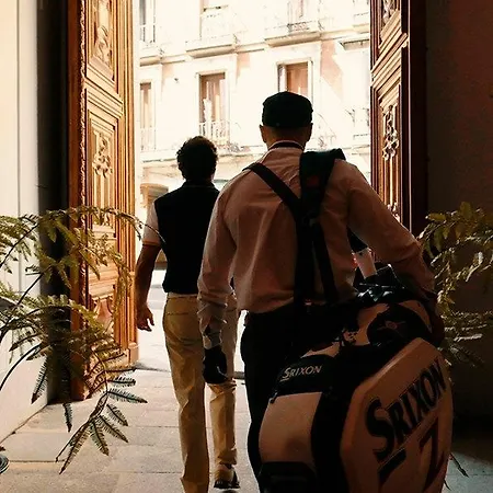 Hotel Coolrooms Palacio De Atocha 4*