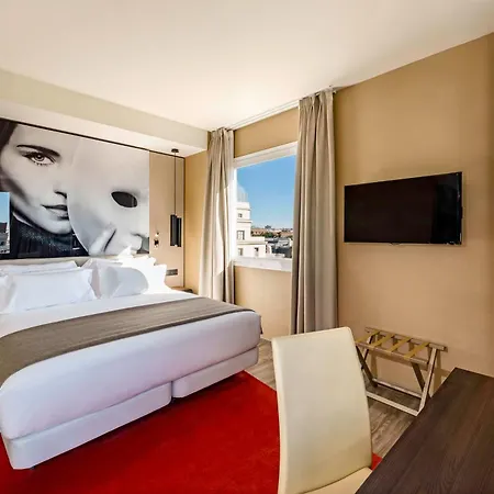 Nh Collection Suecia Hotel