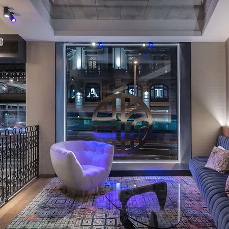 Hotel Nh Collection Gran Via Madrid