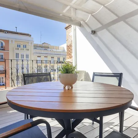 Mit House Olavide En Apartamento *