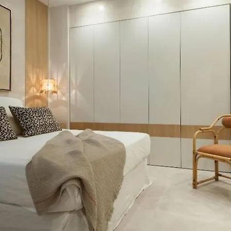 Apartamento De Diseno En Neptuno Apartment Madrid