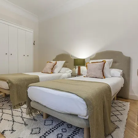 Apartment Retiro Place En Madrid