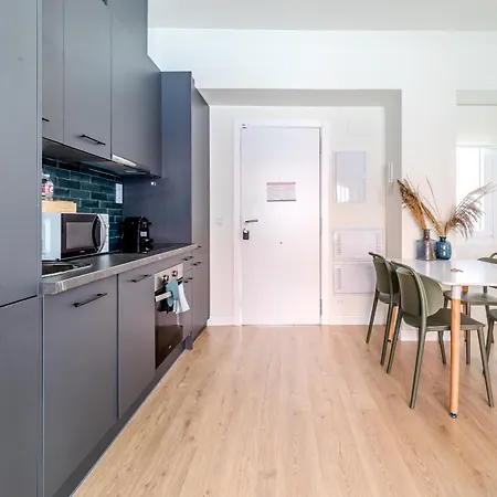 Apartment Caterina Plaza Castilla Madrid