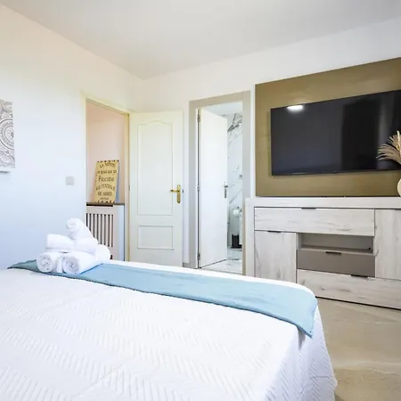 Gemas Adosado En Urbanizacion Cerrada Holiday home *