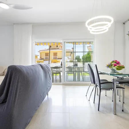 Holiday home Gemas Adosado En Urbanizacion Cerrada *