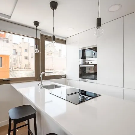 Bernabeu Nuevos Ministerios Apartamento *