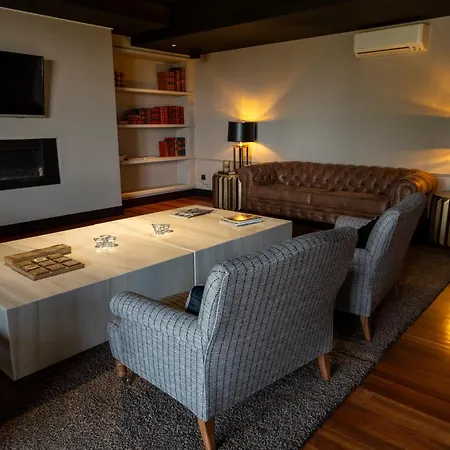 Hotel Hita 