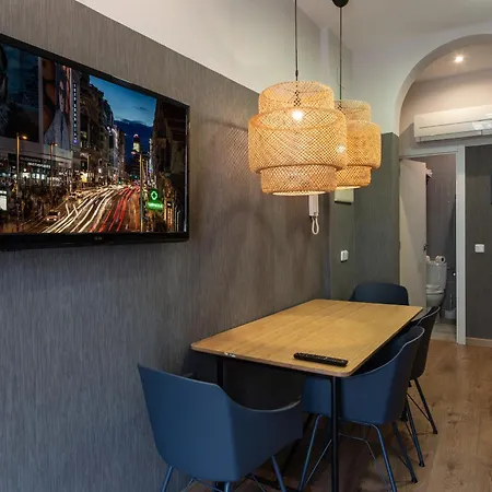 You Zinc Apartment *