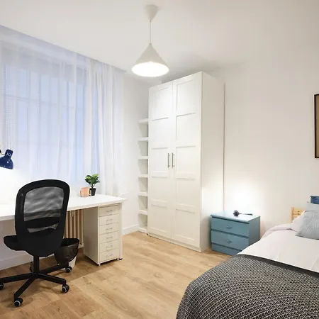 Homestay My City - Student In Moncloa *