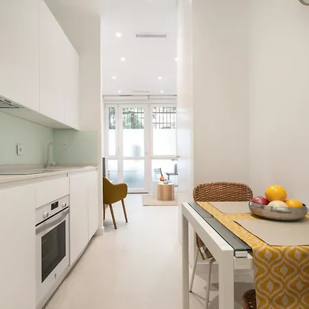 Flat In Chamberi With Direct Entrance Bg Apartment