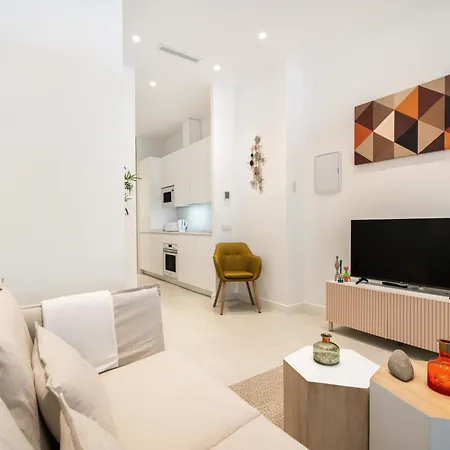 Flat In Chamberi With Direct Entrance Bg