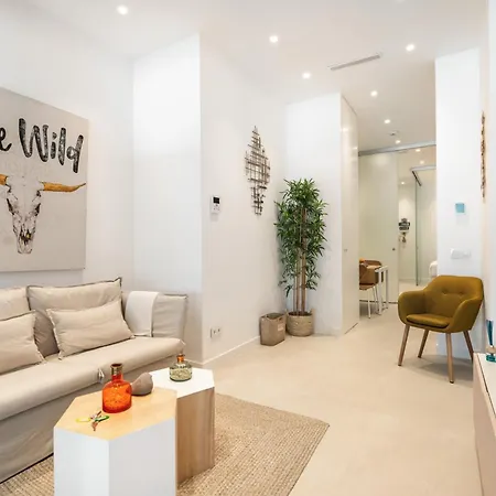 Flat In Chamberi With Direct Entrance Bg * Madrid