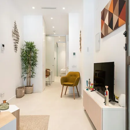 Flat In Chamberi With Direct Entrance Bg Madrid