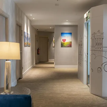 Hotel Puerta De Toledo Madrid