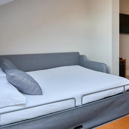 Puerta De Toledo Hotel 3*