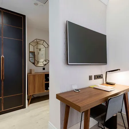 Otel Doubletree By Hilton Madrid-prado Madrid