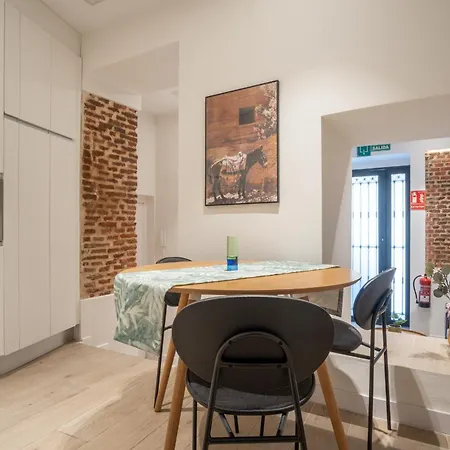 Limehome Calle De Fomento - Temporal 公寓式酒店