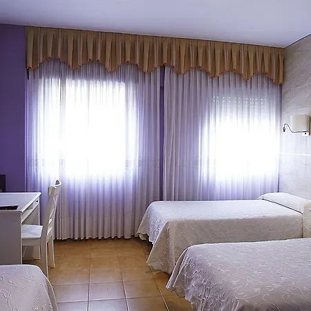 Angeles Guest house 3*