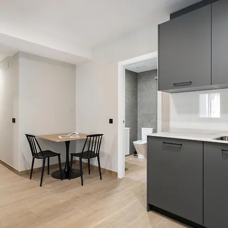 Dobo Homes - Gc21 Apartment Madrid