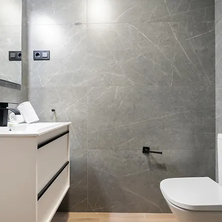 Dobo Homes - Gc21 * Madrid
