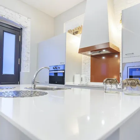 Mit House Salamanca Studio En Apartamento