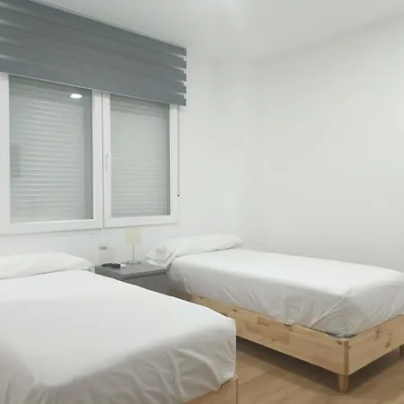 Casa De Huespedes 12 Octubre Guest house Madrid