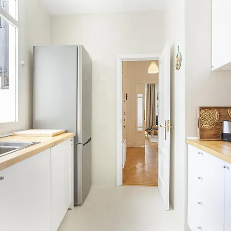 Santa Ana Place En Apartamento Madrid