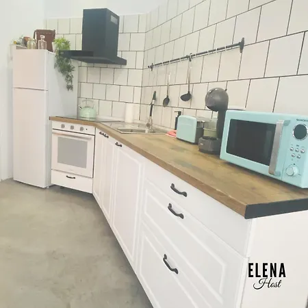 Apartment Beautyflat For Six By Elenahost