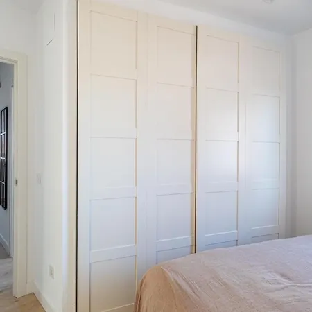 Apartment Acogedor En Calle Alcala By Bebalmy