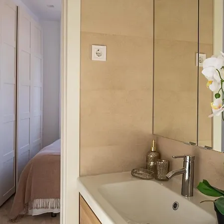 Acogedor En Calle Alcala By Bebalmy Apartment