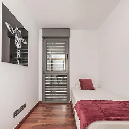 Luxury In Barrio Palacio Madrid
