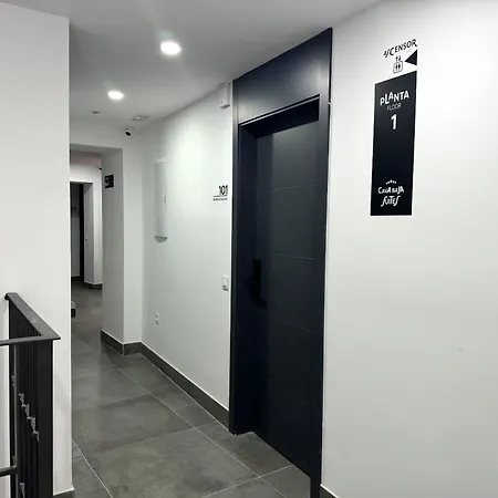 Cavabajasuites Apartment Madrid