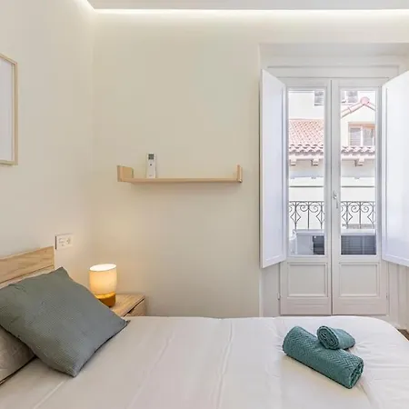 Plaza Mayor Apartment *