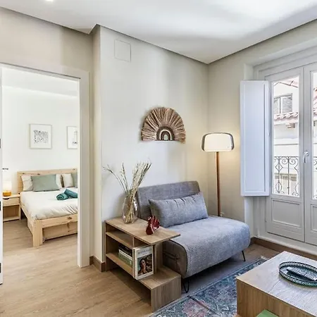 Plaza Mayor Apartment *