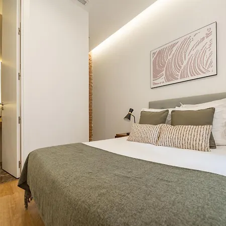 Goya Iii Calle Hermosilla 3br 2bh Apartment
