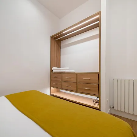Goya Iii Calle Hermosilla 3br 2bh *