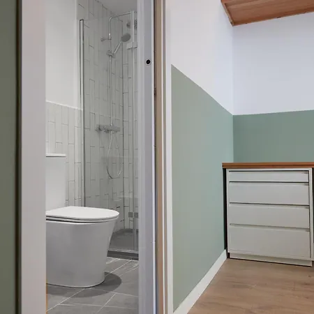 Ola Living Tetuan Affittacamere Madrid