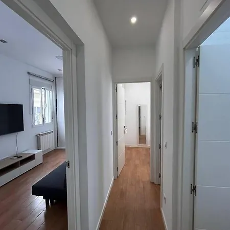 Flat In The Barrio De Delicias, Apartamento Madrid
