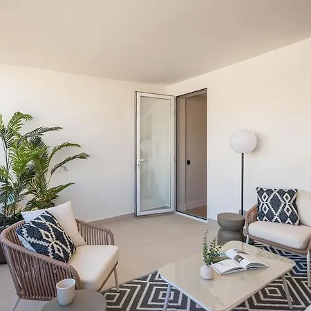 Centro Xviii Calle Montera 4br 4bh Apartment *