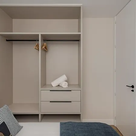 Apartment Centro Xviii Calle Montera 4br 4bh *