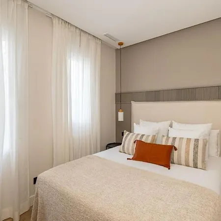Centro Xviii Calle Montera 4br 4bh