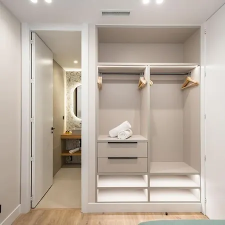 Apartment Centro Xviii Calle Montera 4br 4bh Madrid