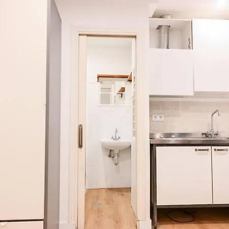 For Lindo Estudio Temporal En Barrio Justicia Slr16 Apartment *